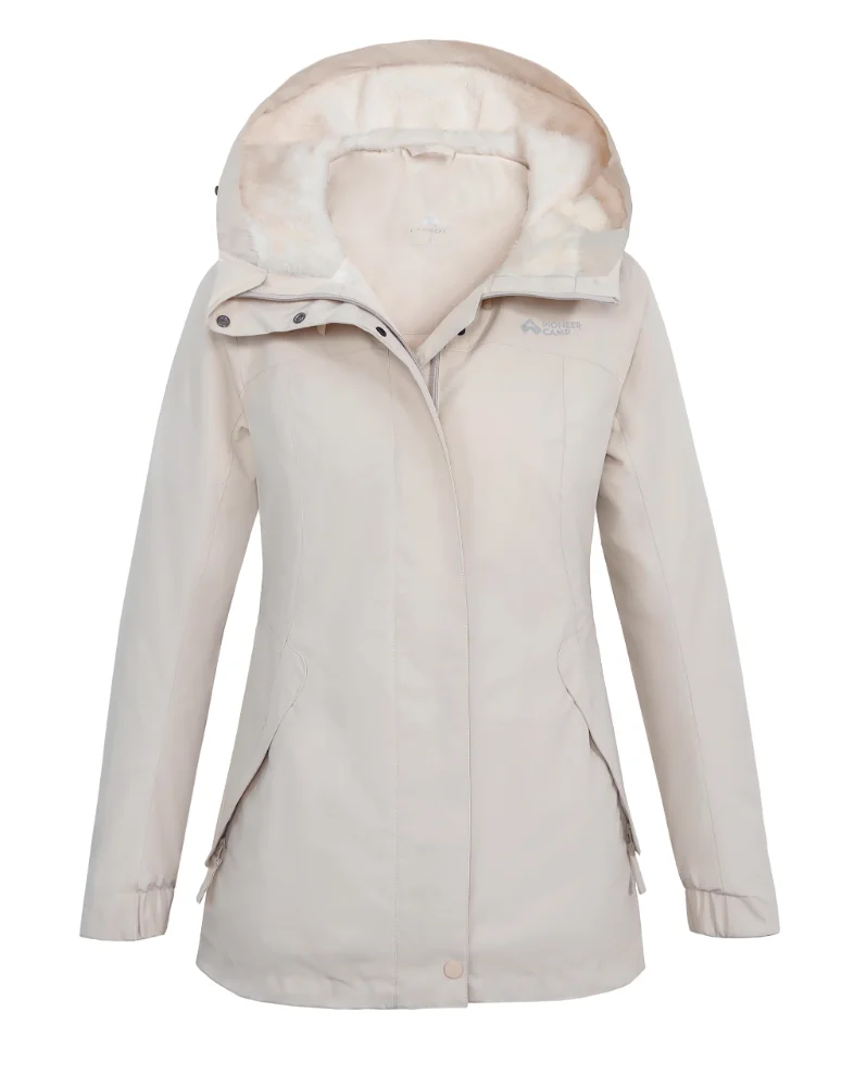 Pioneer Camp Women's Water-Resistant Puffer Jacket in Off-White